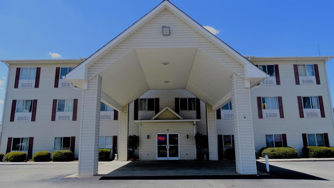 Oak Tree Inn & Suites Claxton Eksteriør billede