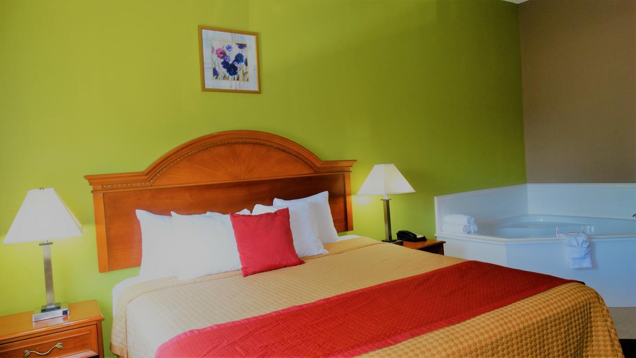 Oak Tree Inn & Suites Claxton Eksteriør billede